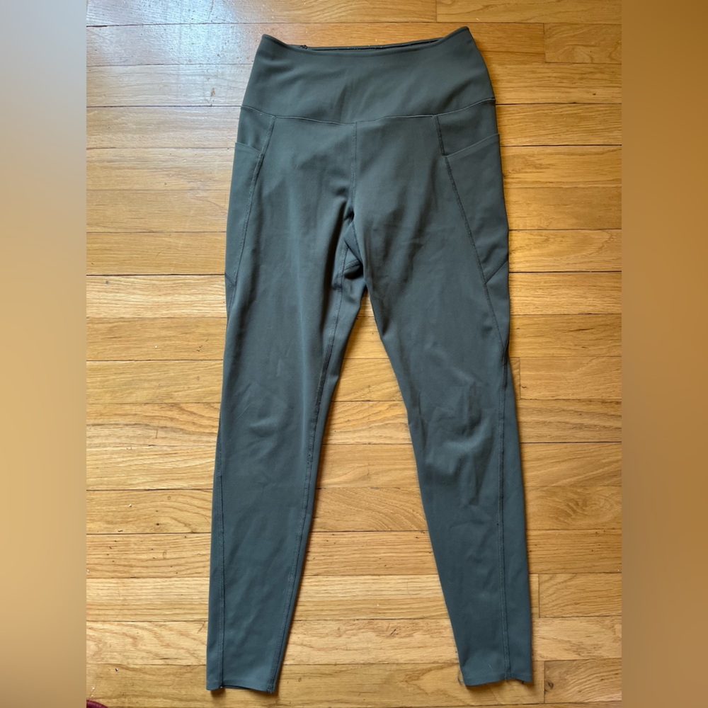 Uniglo Airism Soft Leggings - Size Small - Olive/Army Green